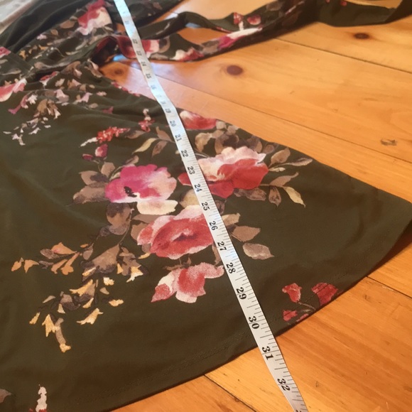 Faux Wrap Dress - Picture 8 of 9